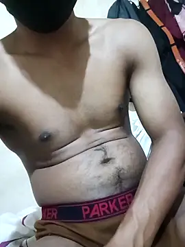 Snapshot of bullamon6549 chatting on October 20, 2025, 4:29 pm bullamon6549 online show from October 20, 2025, 4:29 pm