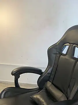 Snapshot of _Bella_7 chatting on March 1, 2026, 2:46 am Bella 7 online show from March 1, 2026, 2:46 am