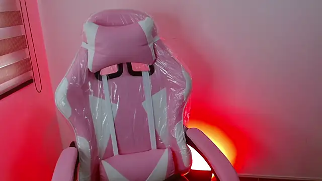 kathy de online show from October 22, 2025, 6:18 pm