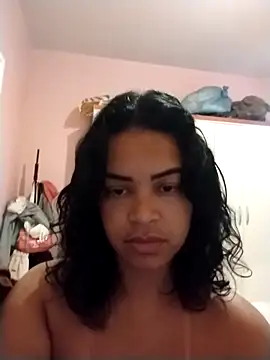 Snapshot of Yse_Morena chatting on October 19, 2025, 1:45 pm Yse Morena online show from October 19, 2025, 1:45 pm