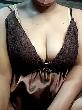 Minimum68 online show from December 4, 2025, 12:42 am