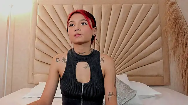 Emma duff online show from November 19, 2025, 7:25 pm