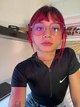 Emma duff online show from April 9, 2026, 7:41 pm