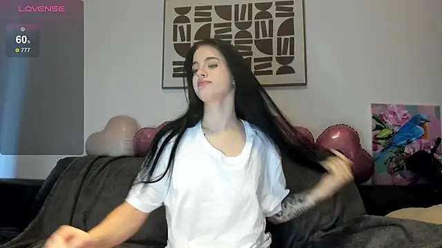 LexiSinnn online show from November 27, 2025, 8:16 am