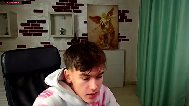 BradyFlint online show from February 12, 2026, 5:13 am