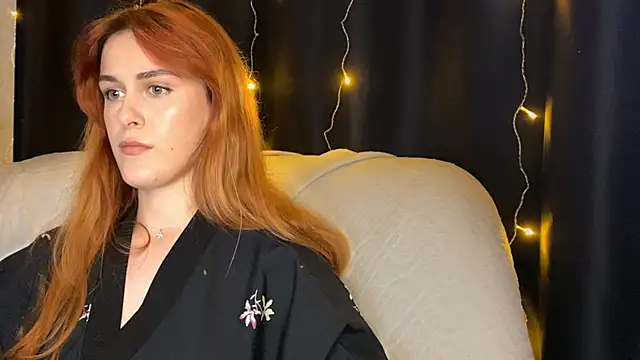 Snapshot of Veksal1a chatting on November 8, 2025, 1:33 pm Veksal1a online show from November 8, 2025, 1:33 pm