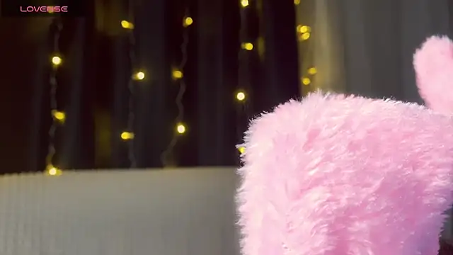 Veksal1a online show from November 27, 2025, 4:42 pm