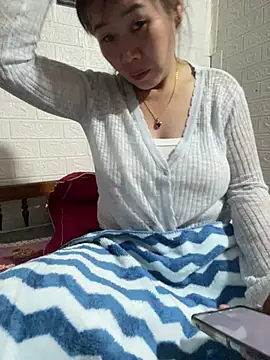 tabby-cat11 online show from February 23, 2026, 1:52 pm