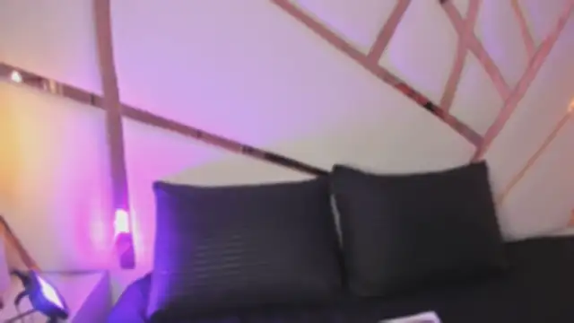 Lily StClair online show from November 18, 2025, 11:36 am