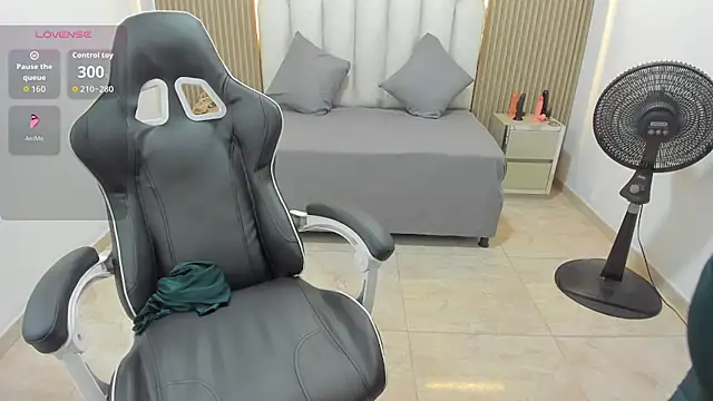 Aziz daud online show from February 11, 2026, 7:19 pm