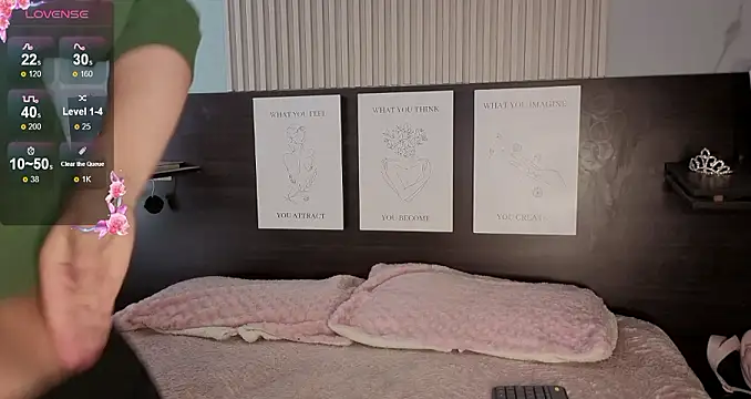 Snapshot of miaa_as_ chatting on January 7, 2026, 1:24 pm miaa as online show from January 7, 2026, 1:24 pm