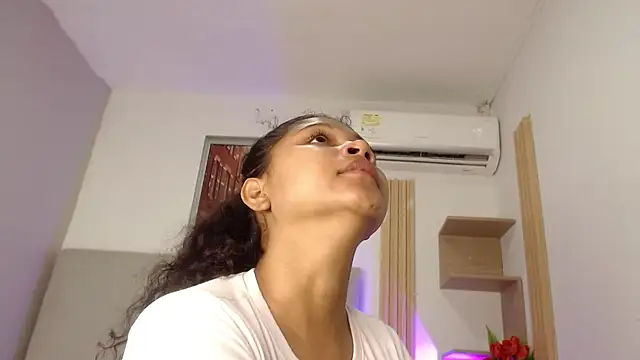 Snapshot of miel_alisha chatting on February 24, 2026, 12:03 pm miel alisha online show from February 24, 2026, 12:03 pm