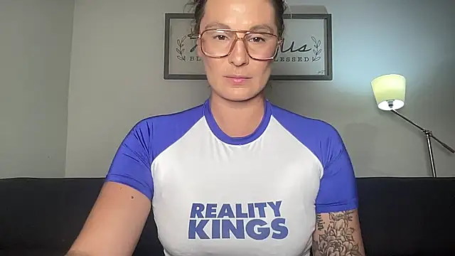 Snapshot of Mandyrheaa chatting on October 31, 2025, 1:06 am Mandyrheaa online show from October 31, 2025, 1:06 am