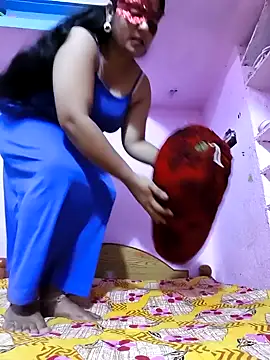 SAIRA-hot online show from November 13, 2025, 5:34 pm