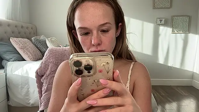 Amberjayxox0 online show from February 2, 2026, 11:58 pm