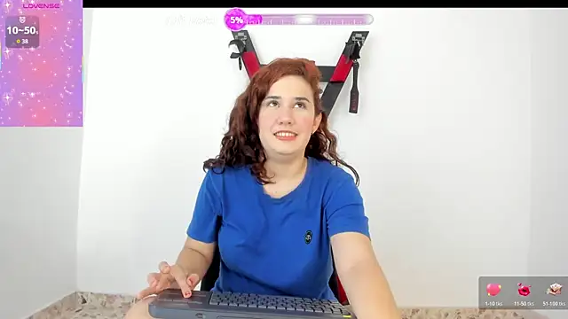 Lily Red Butterfly online show from October 20, 2025, 4:02 am