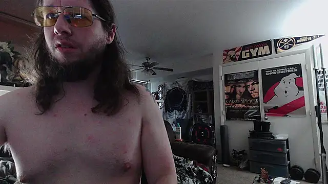 Snapshot of biggerisbetter12 chatting on June 7, 2026, 12:09 pm biggerisbetter12 online show from June 7, 2026, 12:09 pm