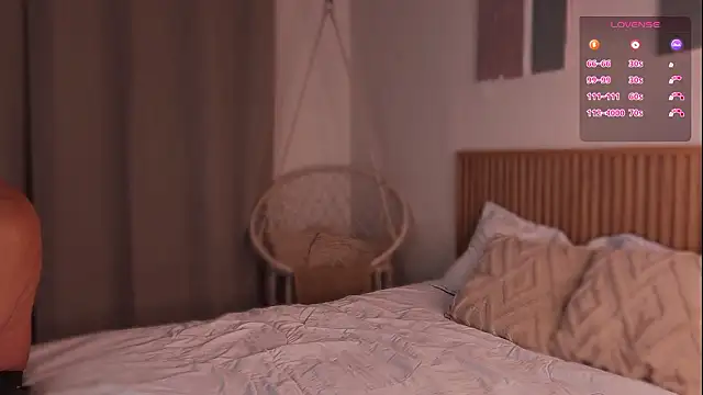 Little Emma 11 online show from February 16, 2026, 12:34 pm