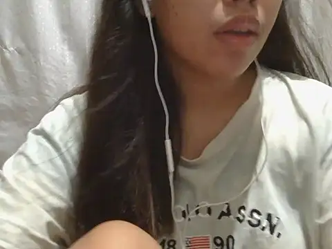 Snapshot of ChubbyButty chatting on April 7, 2026, 1:44 pm ChubbyButty online show from April 7, 2026, 1:44 pm