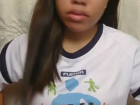 Snapshot of ChubbyButty chatting on April 19, 2026, 2:22 am ChubbyButty online show from April 19, 2026, 2:22 am