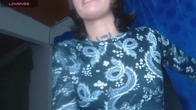 Snapshot of Scarlett_crastrawberry chatting on November 7, 2025, 6:08 pm Scarlett crastrawberry online show from November 7, 2025, 6:08 pm