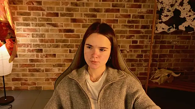 May Bloom online show from November 23, 2025, 9:20 am