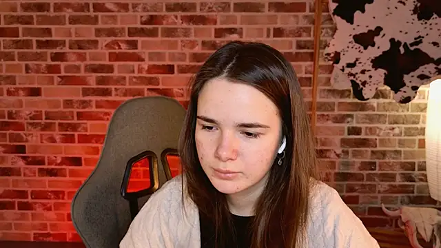 May Bloom online show from February 18, 2026, 6:09 am