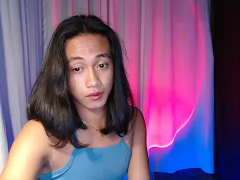 taylaxuxu online show from April 11, 2026, 4:17 am