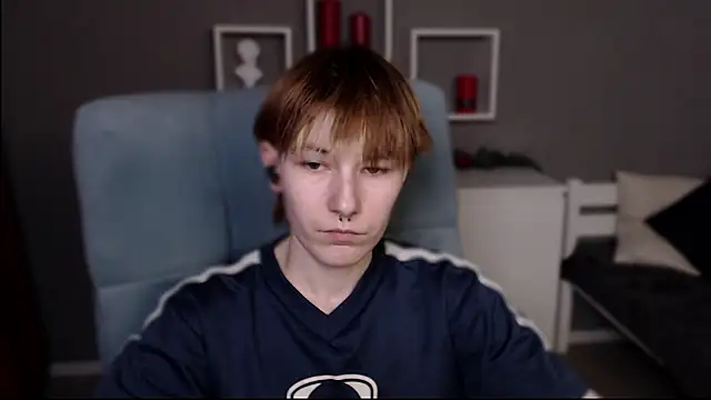 Snapshot of guitarandangell chatting on February 27, 2026, 2:33 am guitarandangell online show from February 27, 2026, 2:33 am