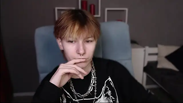 Snapshot of guitarandangell chatting on February 28, 2026, 6:47 am guitarandangell online show from February 28, 2026, 6:47 am