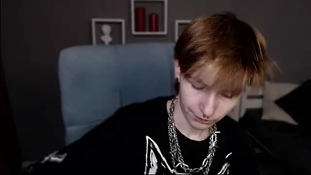 Snapshot of guitarandangell chatting on March 3, 2026, 4:40 am guitarandangell online show from March 3, 2026, 4:40 am