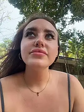 Snapshot of KiraSunshine chatting on February 21, 2026, 5:41 am KiraSunshine online show from February 21, 2026, 5:41 am