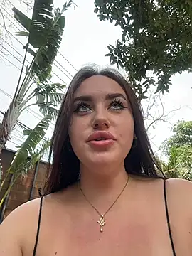 Snapshot of KiraSunshine chatting on February 25, 2026, 5:17 am KiraSunshine online show from February 25, 2026, 5:17 am