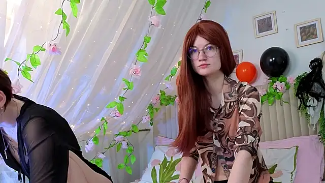 Lil tits girls online show from October 24, 2025, 4:20 am