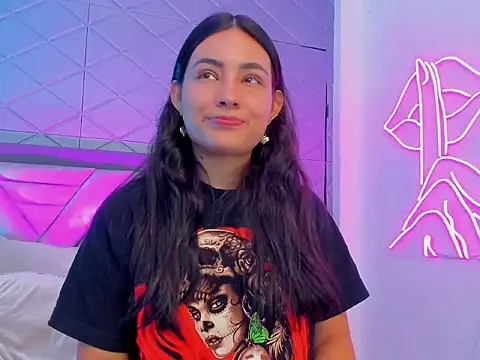 ViolettRouse online show from November 21, 2025, 6:06 pm