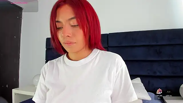 melanie roux   online show from February 10, 2026, 2:10 pm