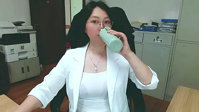 OL-Bai-Jie online show from May 8, 2026, 2:28 am