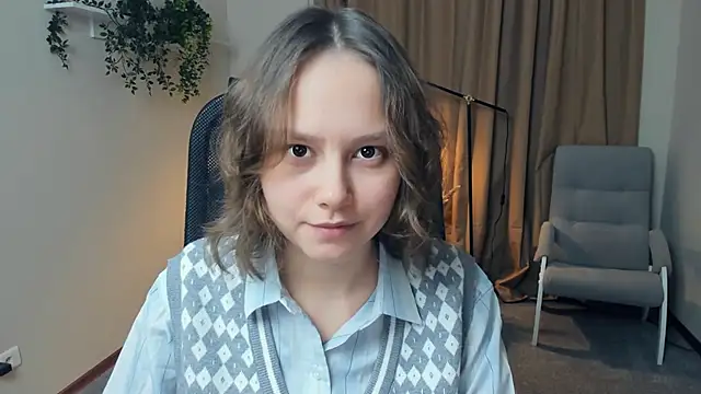 Snapshot of DenaDubberly chatting on October 21, 2025, 2:18 pm DenaDubberly online show from October 21, 2025, 2:18 pm