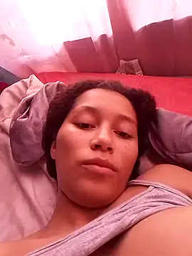 Snapshot of Kitty_and_lion chatting on October 19, 2025, 2:07 pm Kitty and lion online show from October 19, 2025, 2:07 pm