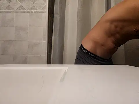 Mikesb1g online show from November 20, 2025, 12:33 am