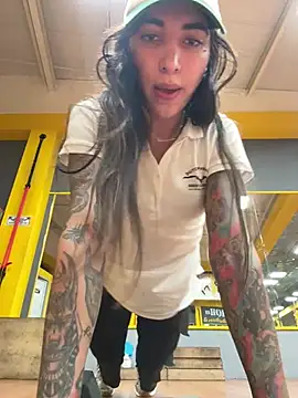 valeriahornier online show from February 26, 2026, 2:43 am