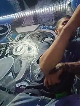 vergueo3 online show from March 8, 2026, 1:25 am