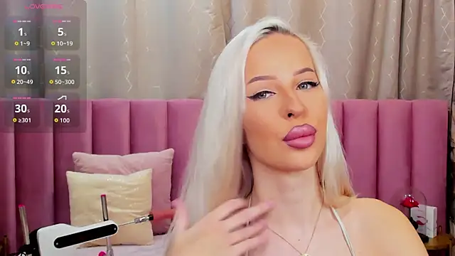 KailaCrystall online show from November 13, 2025, 1:26 am