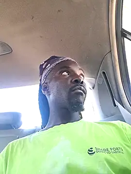 Snapshot of Mboro1988 chatting on February 11, 2026, 2:33 pm Mboro1988 online show from February 11, 2026, 2:33 pm