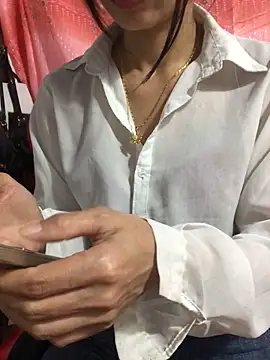 Kylie beem online show from November 5, 2025, 7:30 am