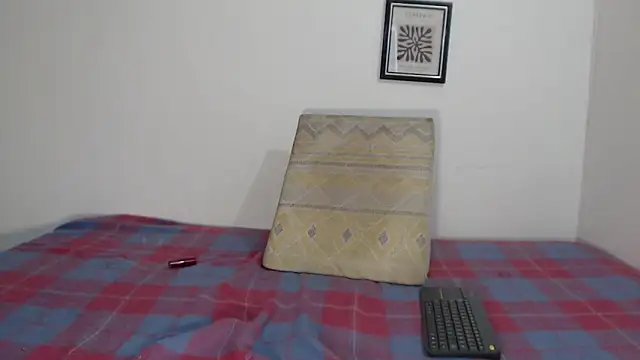 Nikki  uwu online show from March 10, 2026, 11:10 pm