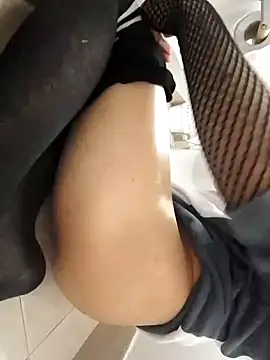 Snapshot of keylafemboy01 chatting on October 23, 2025, 8:51 pm keylafemboy01 online show from October 23, 2025, 8:51 pm