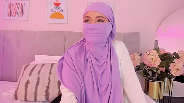 Snapshot of fatiima_ chatting on October 21, 2025, 7:14 pm fatiima online show from October 21, 2025, 7:14 pm