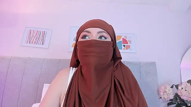 fatiima  online show from October 23, 2025, 7:12 pm