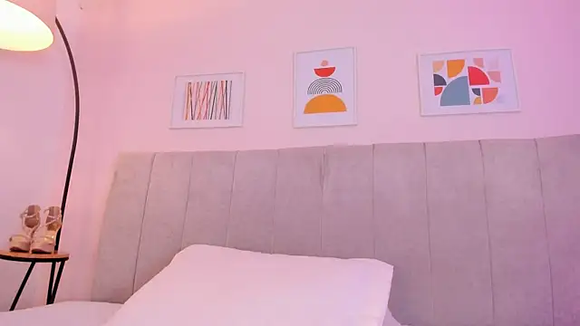 fatiima  online show from March 16, 2026, 7:07 pm